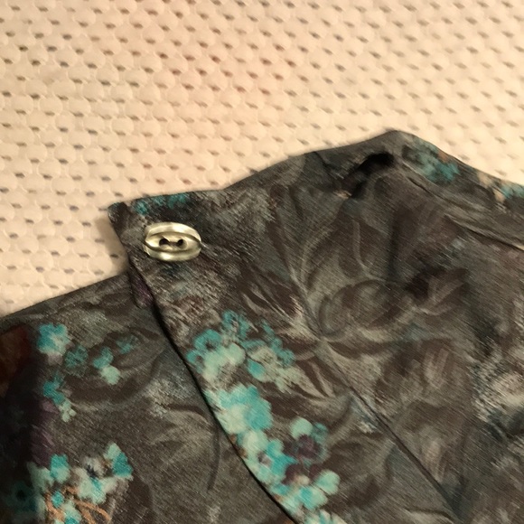 Tahiti Silk Blouse - Picture 4 of 9